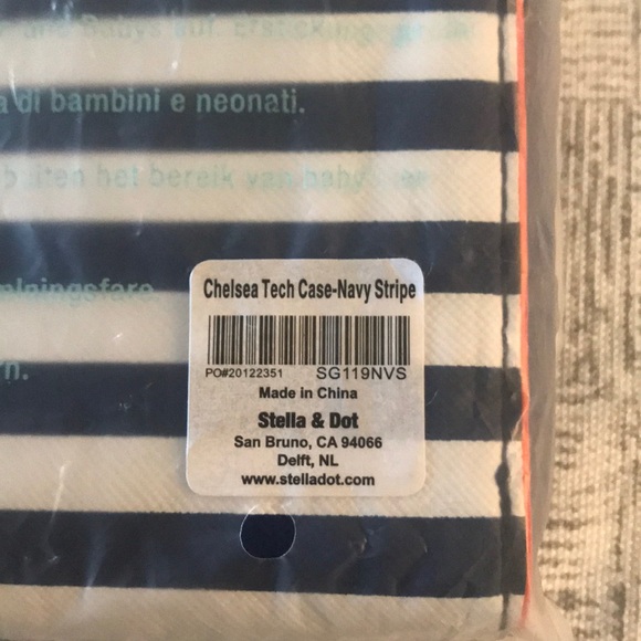 Wristlet navy blue and white stripe. - Picture 5 of 6